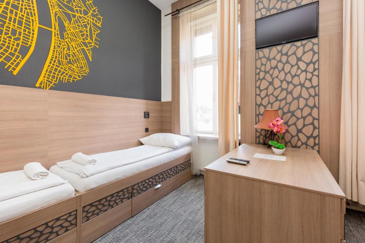 E14 Design Hostel Budapest Eksteriør bilde